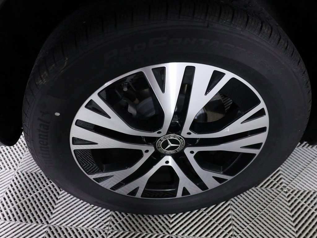 Certified 2025 Mercedes-Benz GLB 250 4MATIC image 7