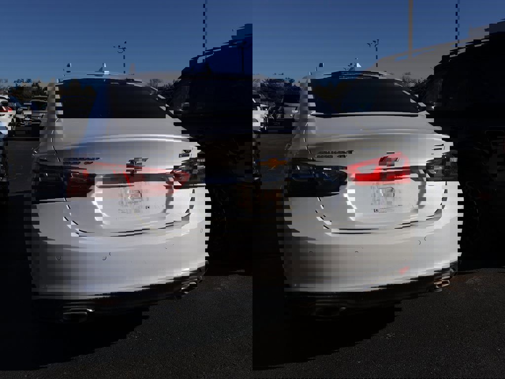 Used 2016 Chevrolet Malibu Premier w/ Driver Confidence Package II image 16