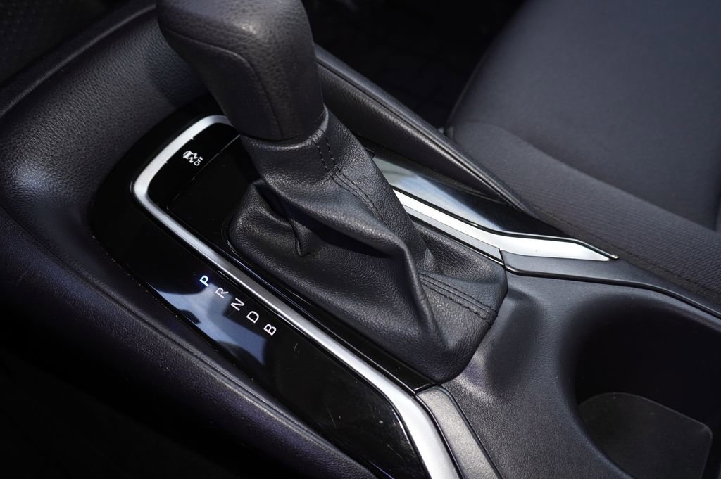 Certified 2025 Toyota Corolla LE image 18