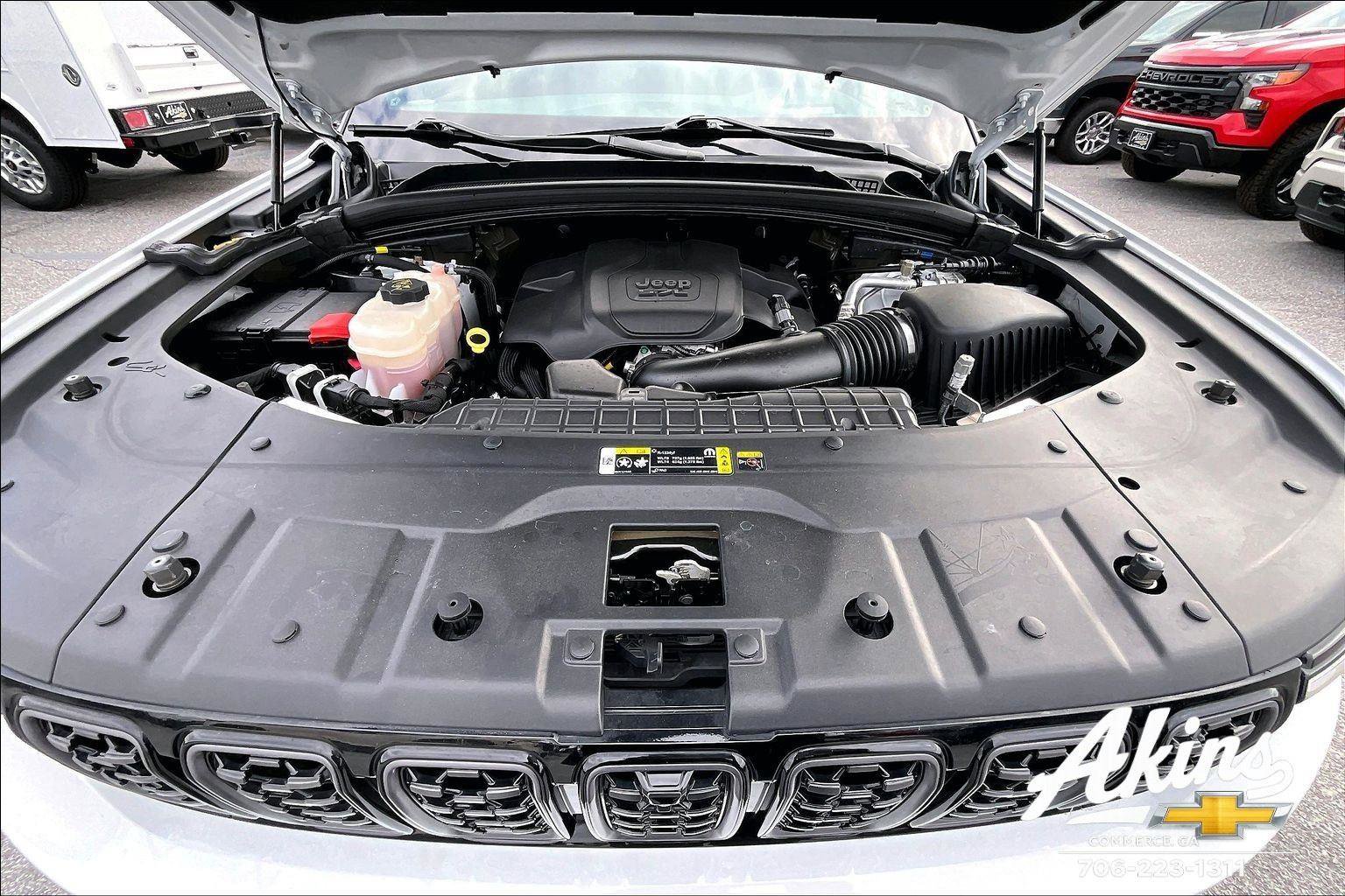 Used 2023 Jeep Grand Cherokee L Summit image 21