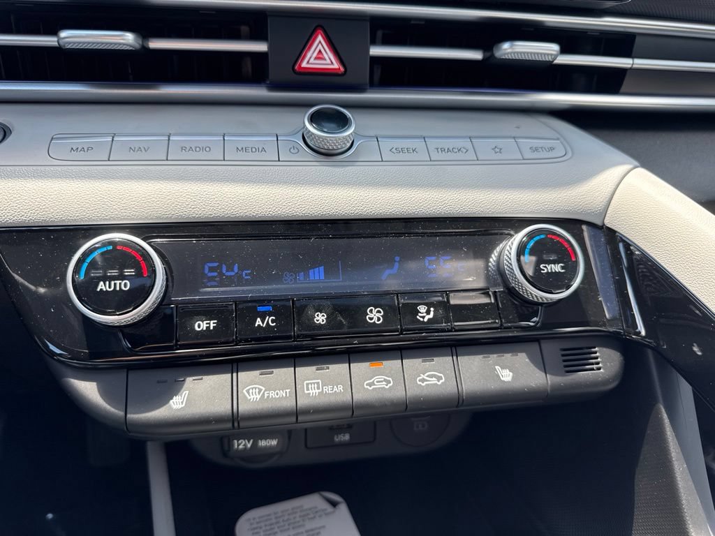 New 2026 Hyundai Elantra Limited FWD image 15