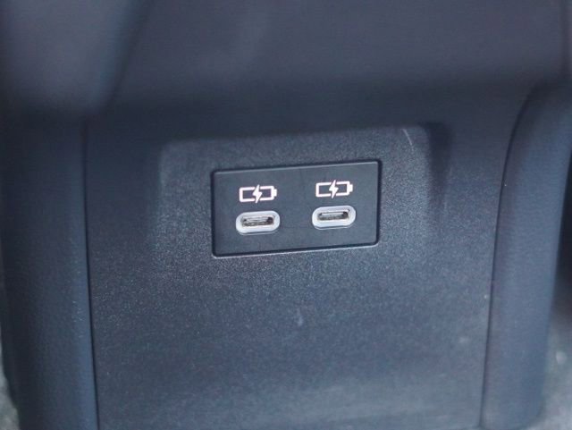 Used 2024 Toyota Prius LE image 34