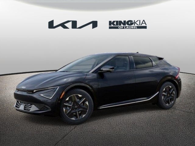 New 2026 Kia EV6 Wind RWD image 3
