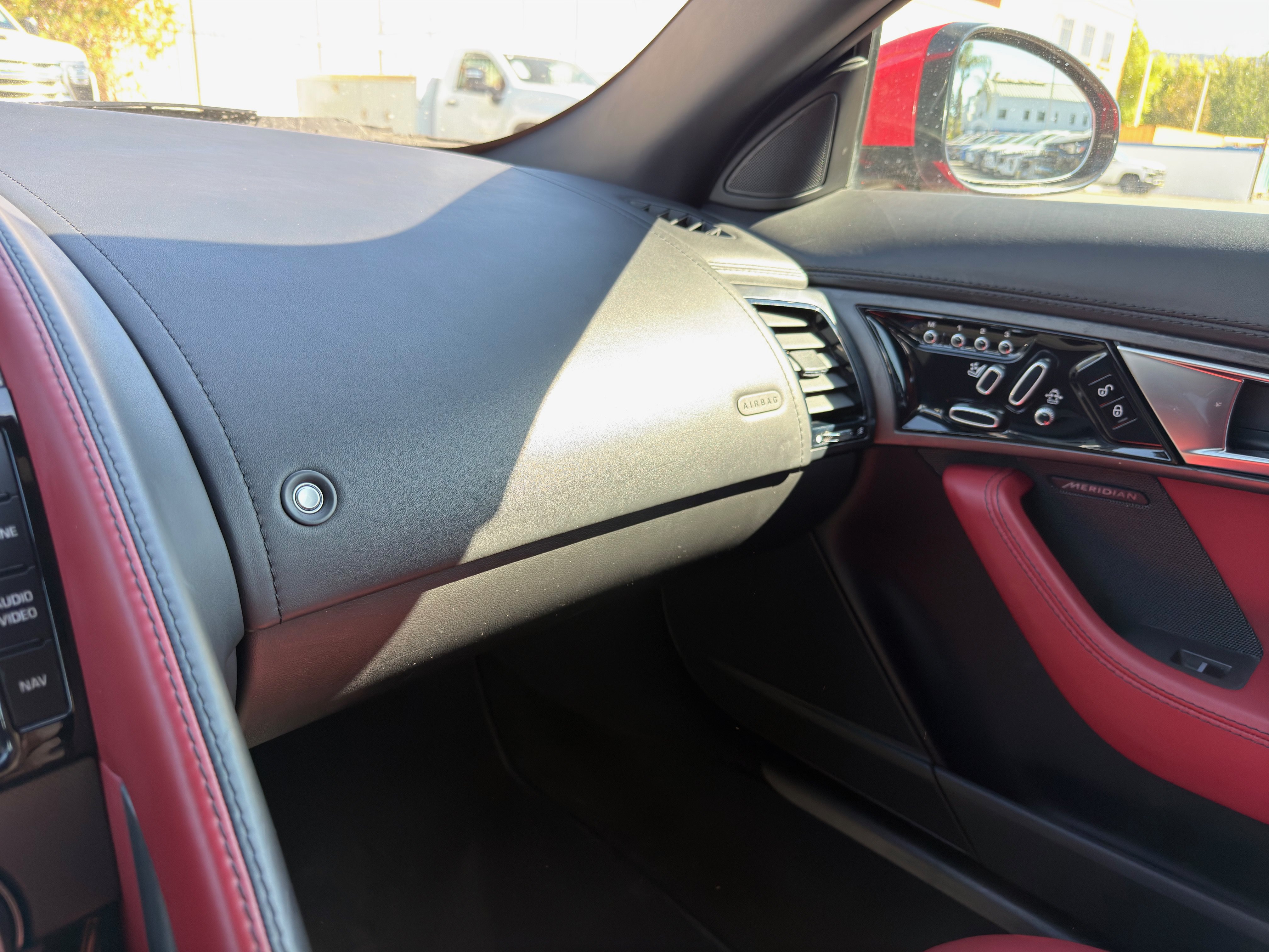 Used 2014 Jaguar F-TYPE Convertible RWD image 26