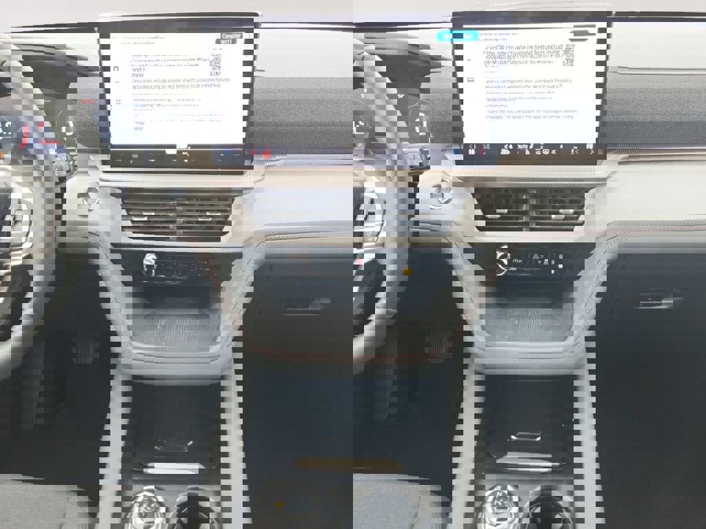 Used 2025 Ford Explorer Active image 11