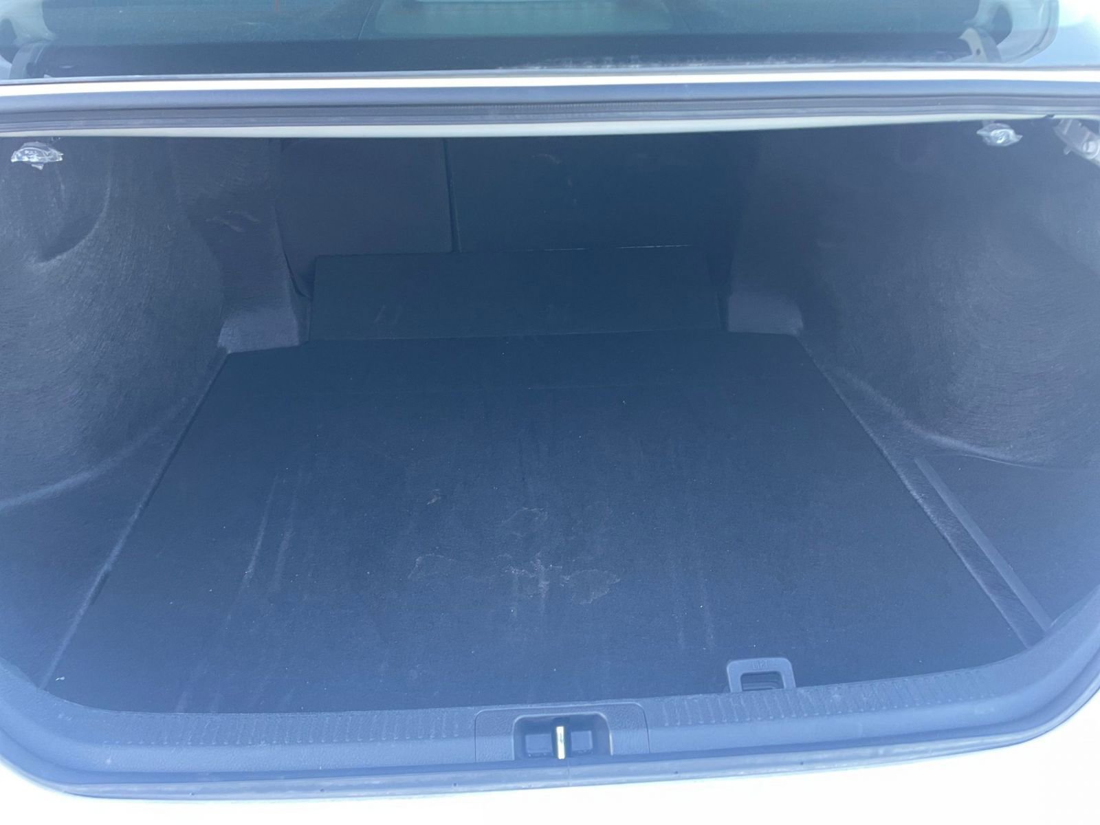 Used 2025 Toyota Camry LE image 31