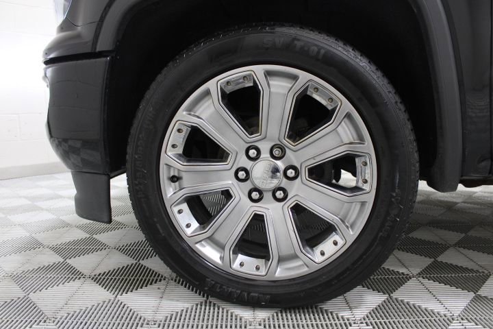 Used 2018 GMC Sierra 1500 Denali w/ Denali Ultimate Package image 48