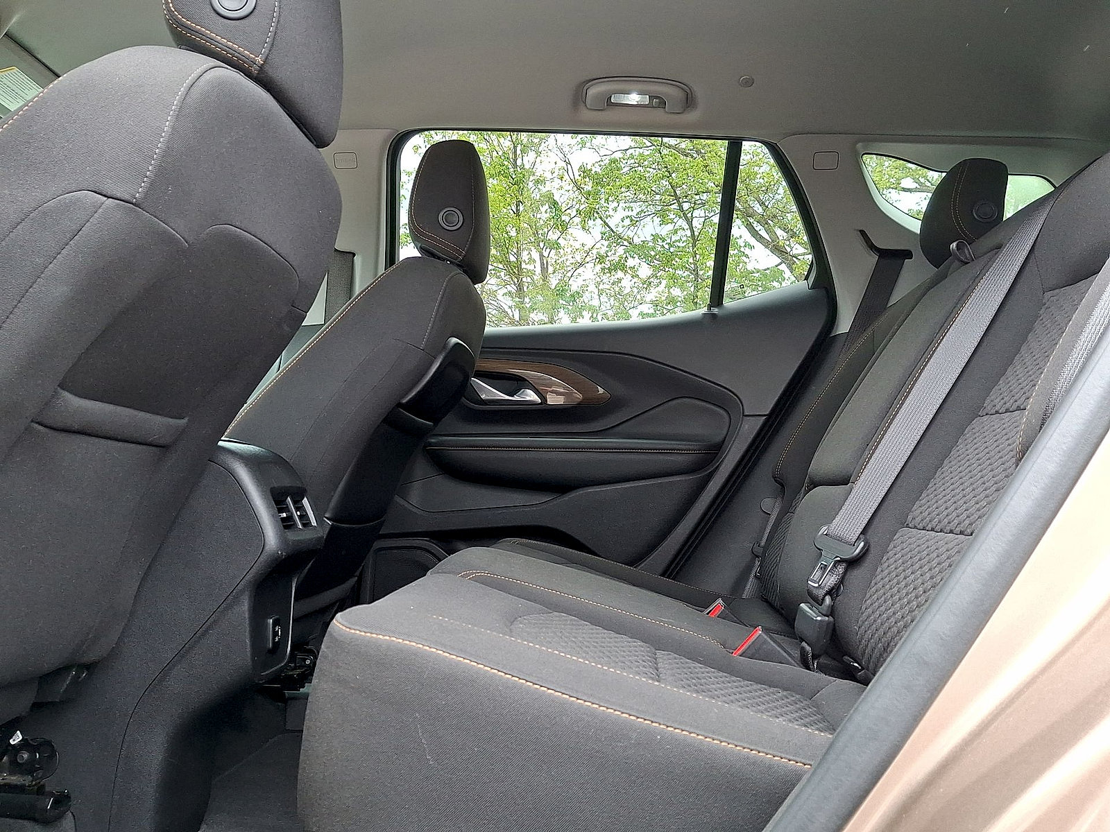 Used 2018 GMC Terrain SLE FWD image 19