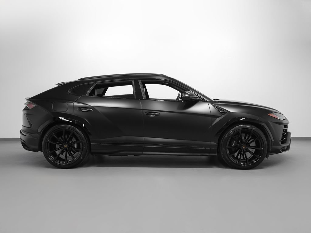 Used 2022 Lamborghini Urus AWD/4WD image 6