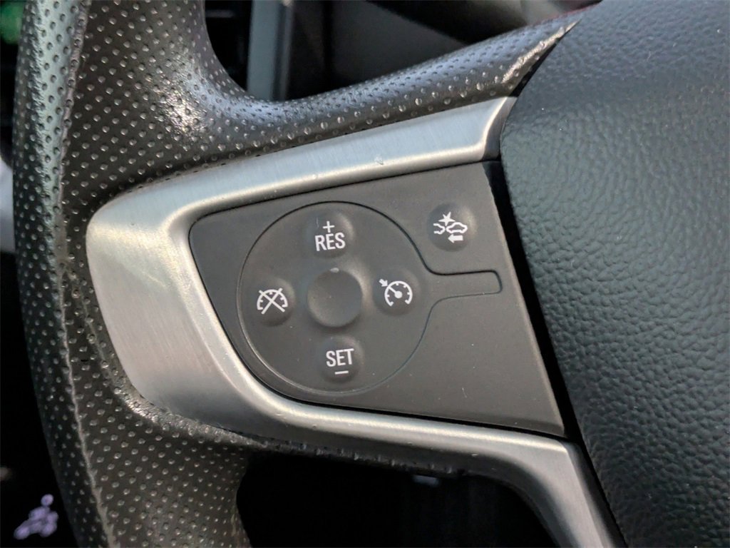 Used 2023 GMC Terrain SLE w/ Driver Convenience Package image 17