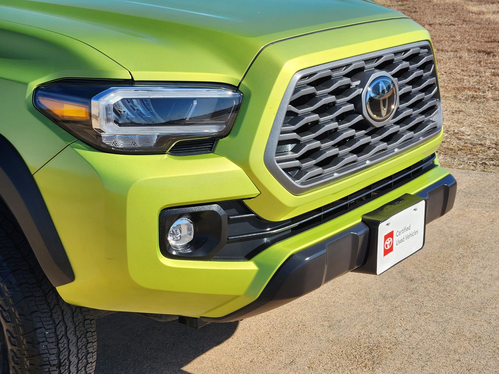 Used 2023 Toyota Tacoma TRD Off-Road image 12