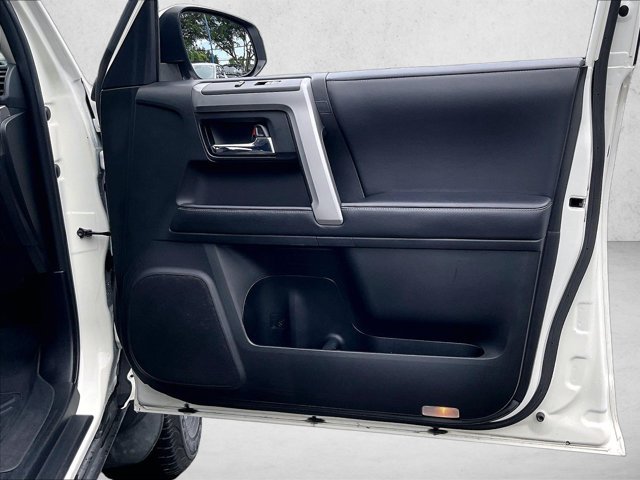 Used 2022 Toyota 4Runner SR5 RWD image 19