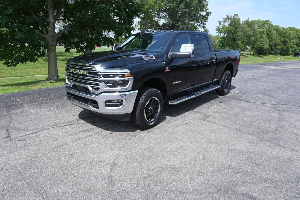 Used 2025 RAM 2500 Laramie AWD/4WD image 15