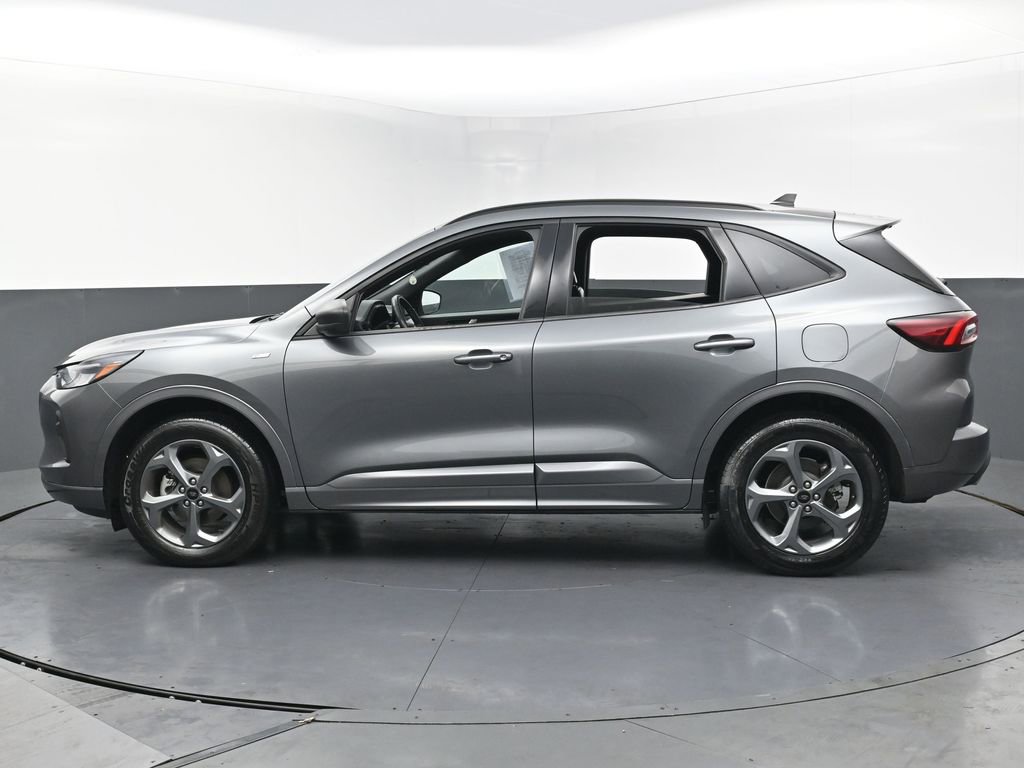 Used 2024 Ford Escape ST-Line image 8