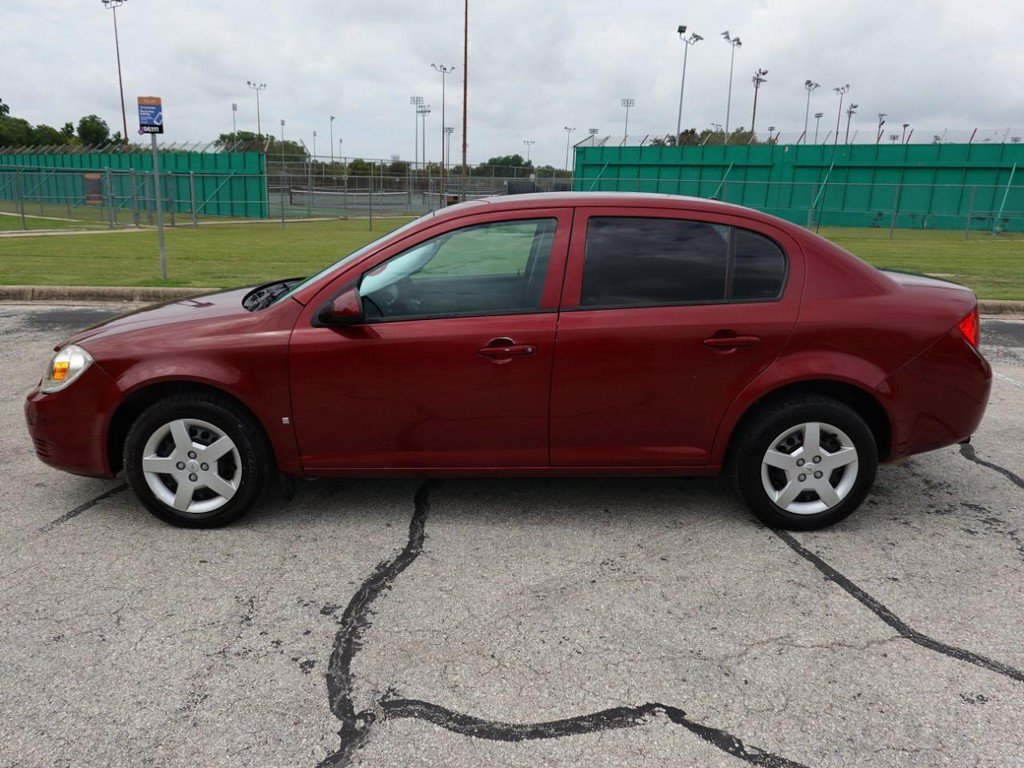 Used 2008 Chevrolet Cobalt LT FWD image 4