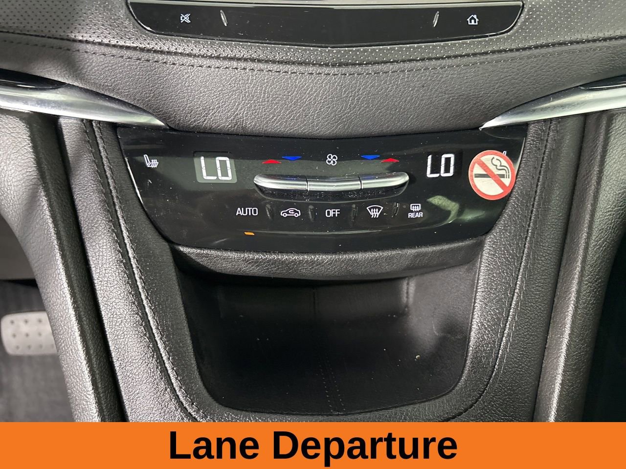 Used 2025 Cadillac XT5 Premium Luxury image 17