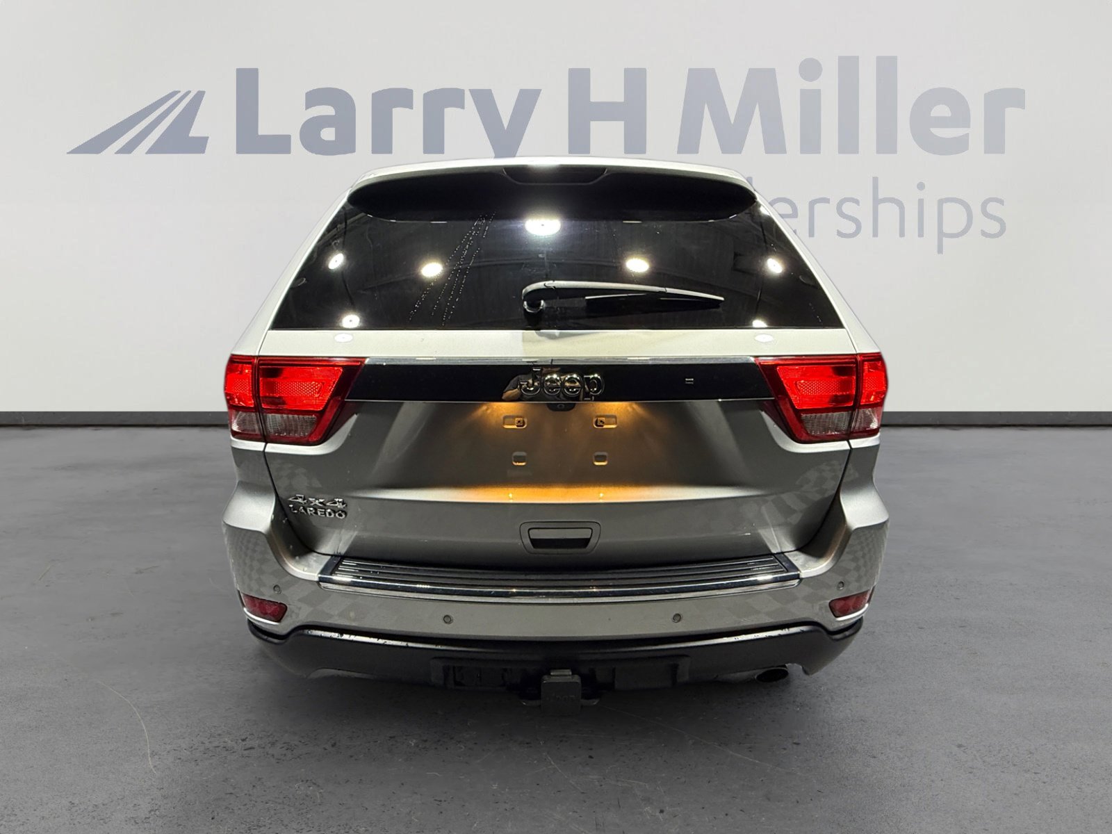 Used 2012 Jeep Grand Cherokee Limited image 4