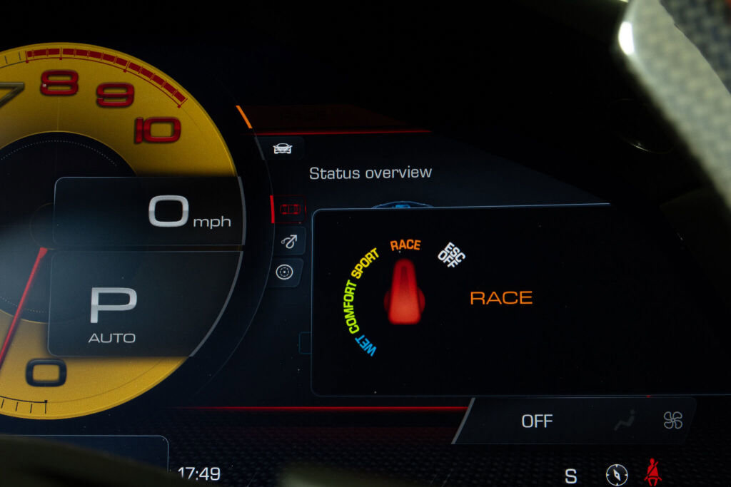 Certified 2021 Ferrari Roma image 37