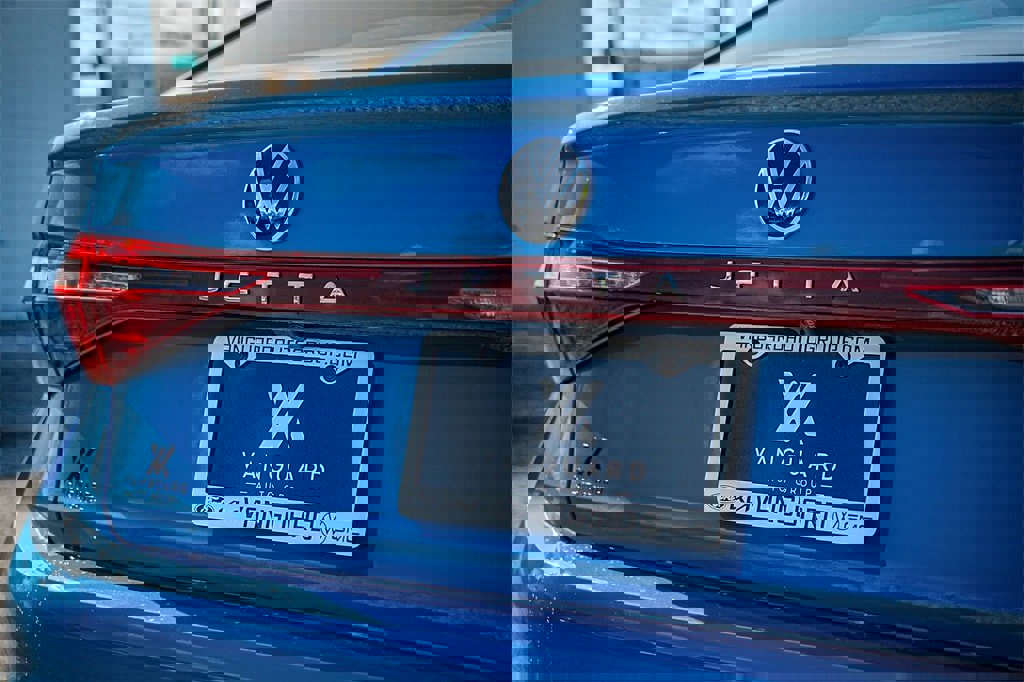 New 2026 Volkswagen Jetta Sport image 8