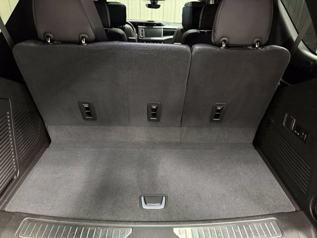 Used 2021 GMC Yukon Denali w/ Denali Premium Package AWD/4WD image 24