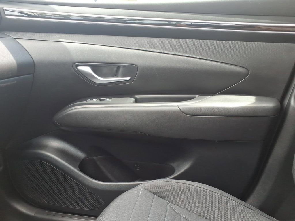 Used 2023 Hyundai Santa Cruz SEL w/ Activity Package FWD image 25