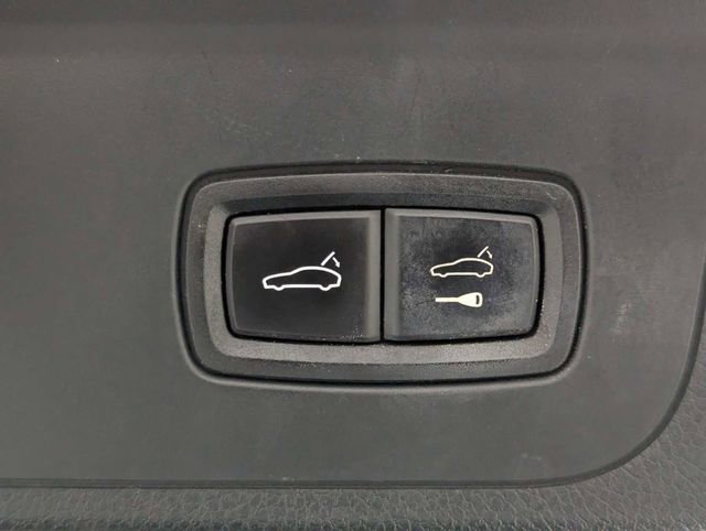 Used 2022 Porsche Panamera 4 Platinum Edition image 29
