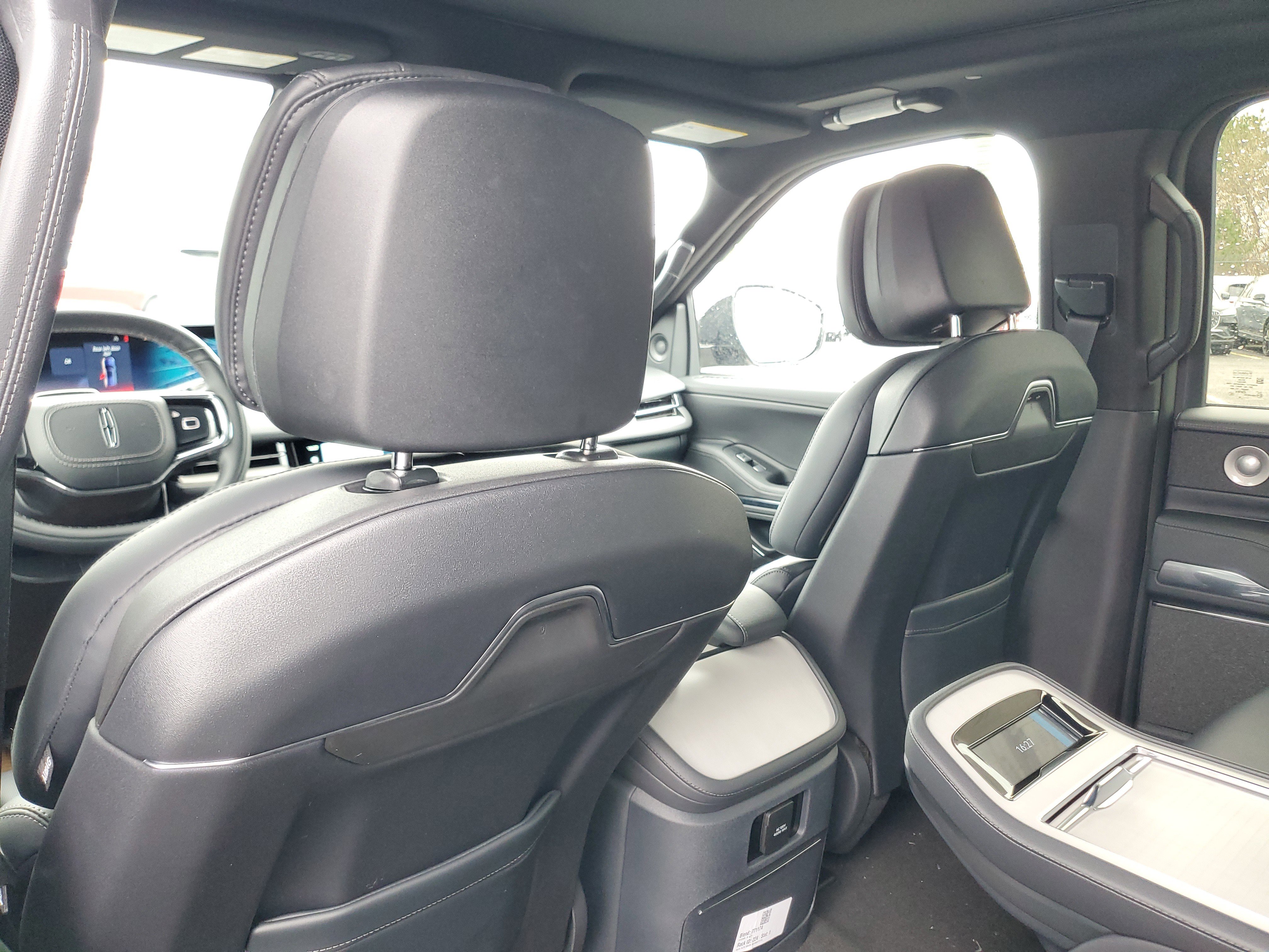 New 2026 Lincoln Navigator Reserve image 28