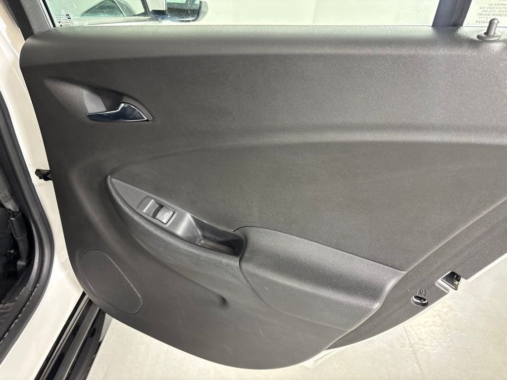 Used 2018 Chevrolet Volt Premier w/ Driver Confidence Package FWD image 20