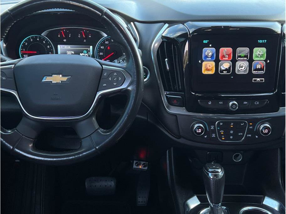 Used 2019 Chevrolet Traverse LT image 14