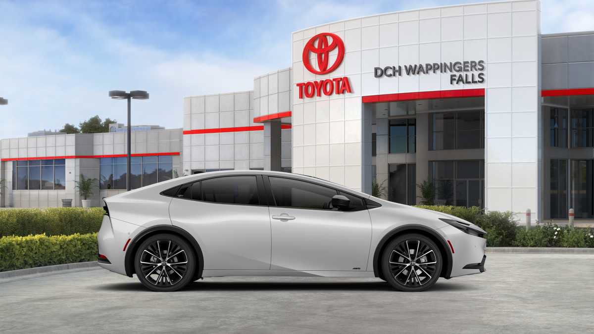 New 2026 Toyota Prius Limited AWD/4WD image 27