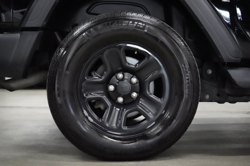 Used 2020 Jeep Wrangler Sport AWD/4WD image 33