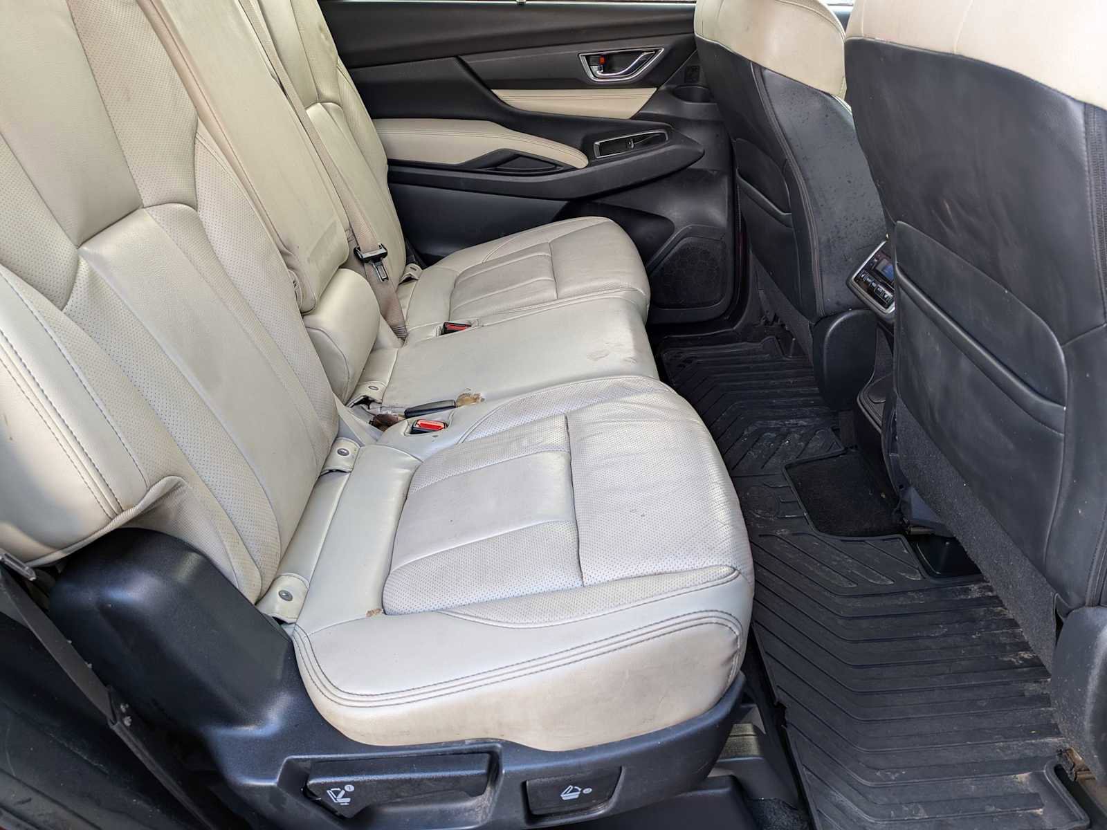 Used 2019 Subaru Ascent Limited image 19