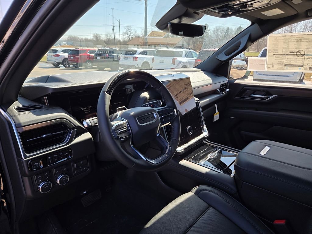 New 2026 GMC Yukon Denali w/ Denali Reserve Package AWD/4WD image 2