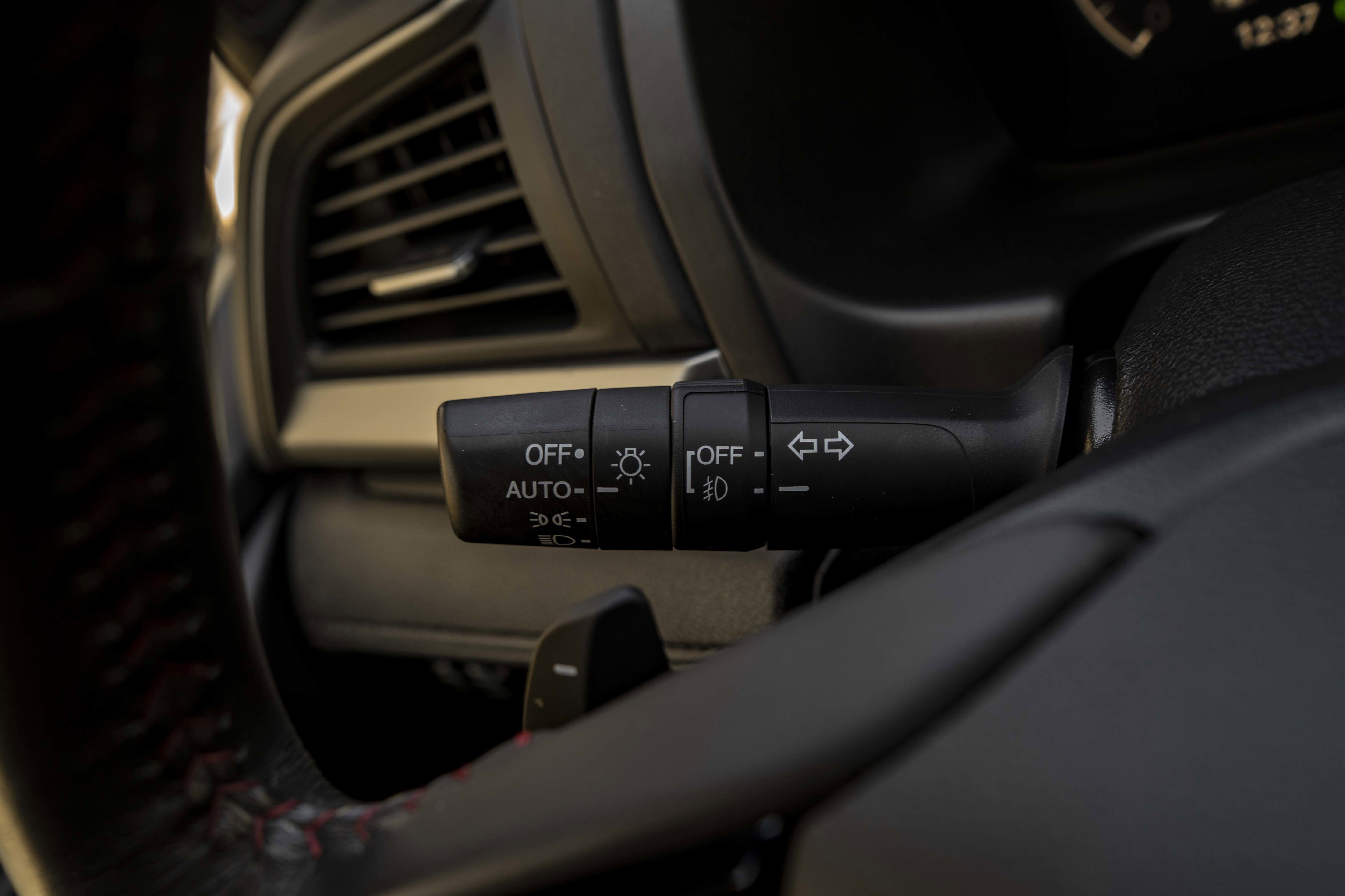 Used 2025 Honda Odyssey Sport-L image 24