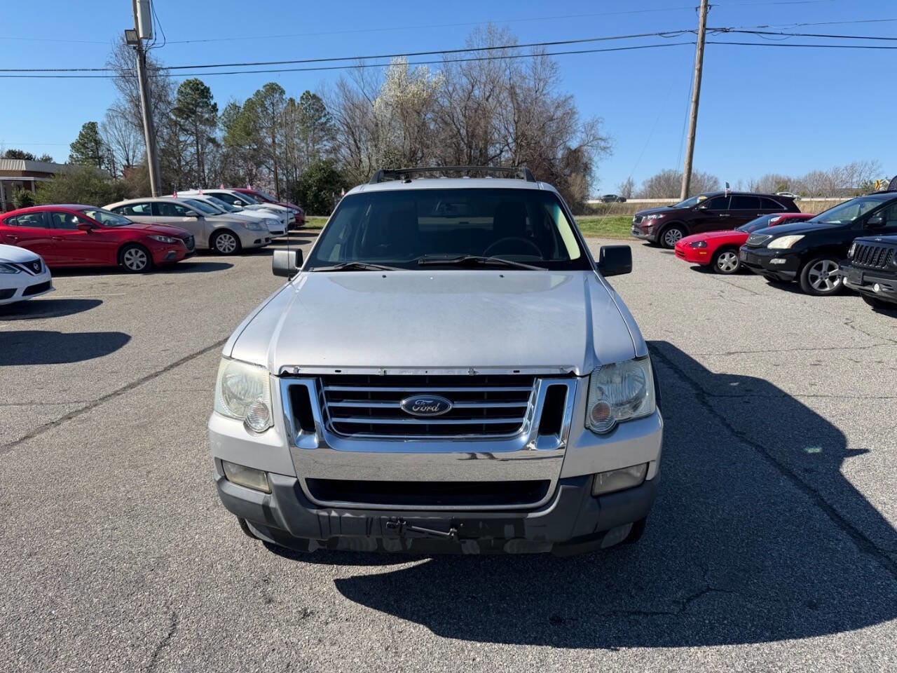 Used 2010 Ford Explorer Sport Trac XLT image 3