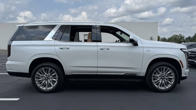 Used 2025 Cadillac Escalade Premium Luxury w/ LPO, Floor Liner Package AWD/4WD image 3