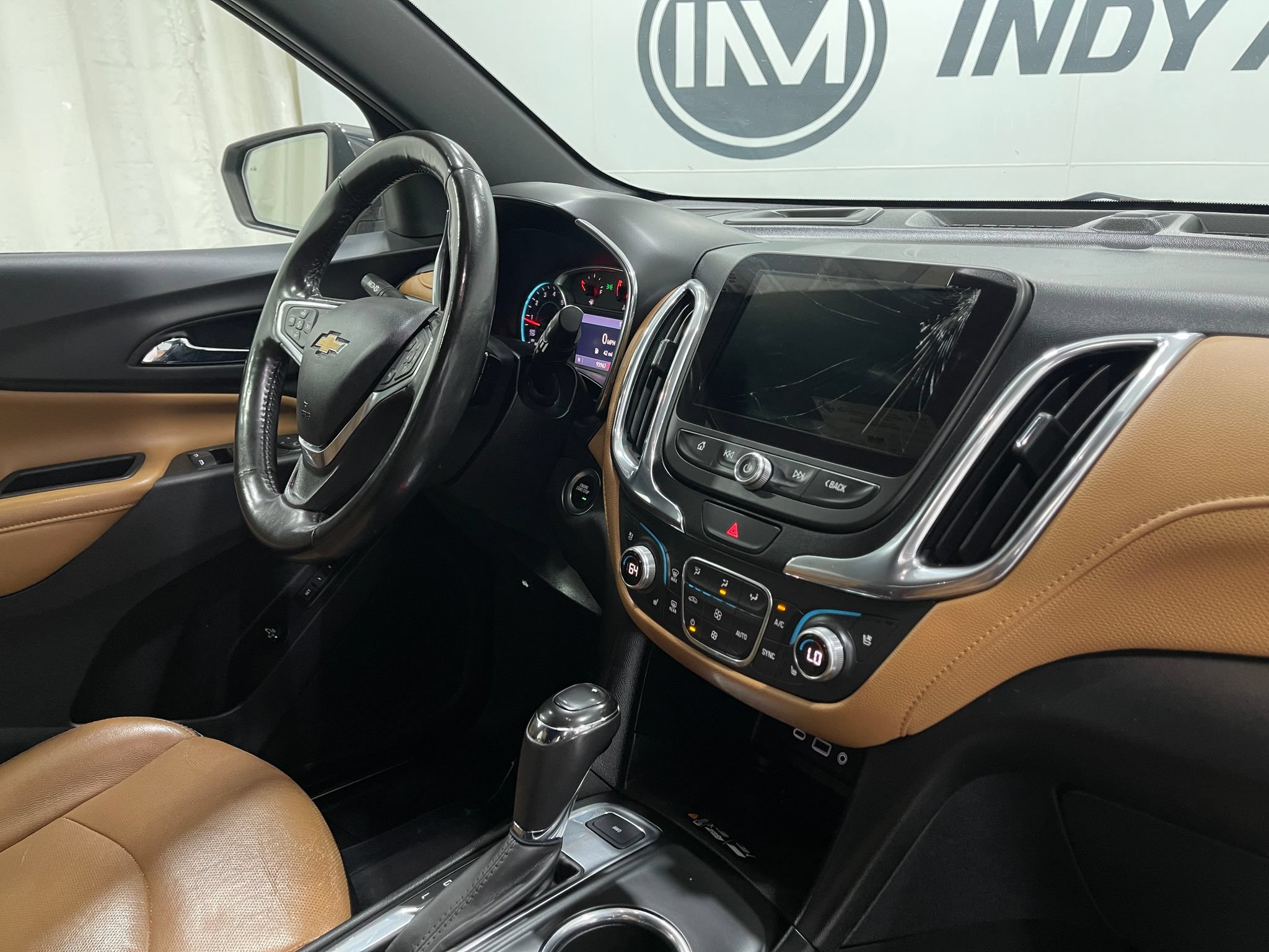Used 2019 Chevrolet Equinox Premier AWD/4WD image 17