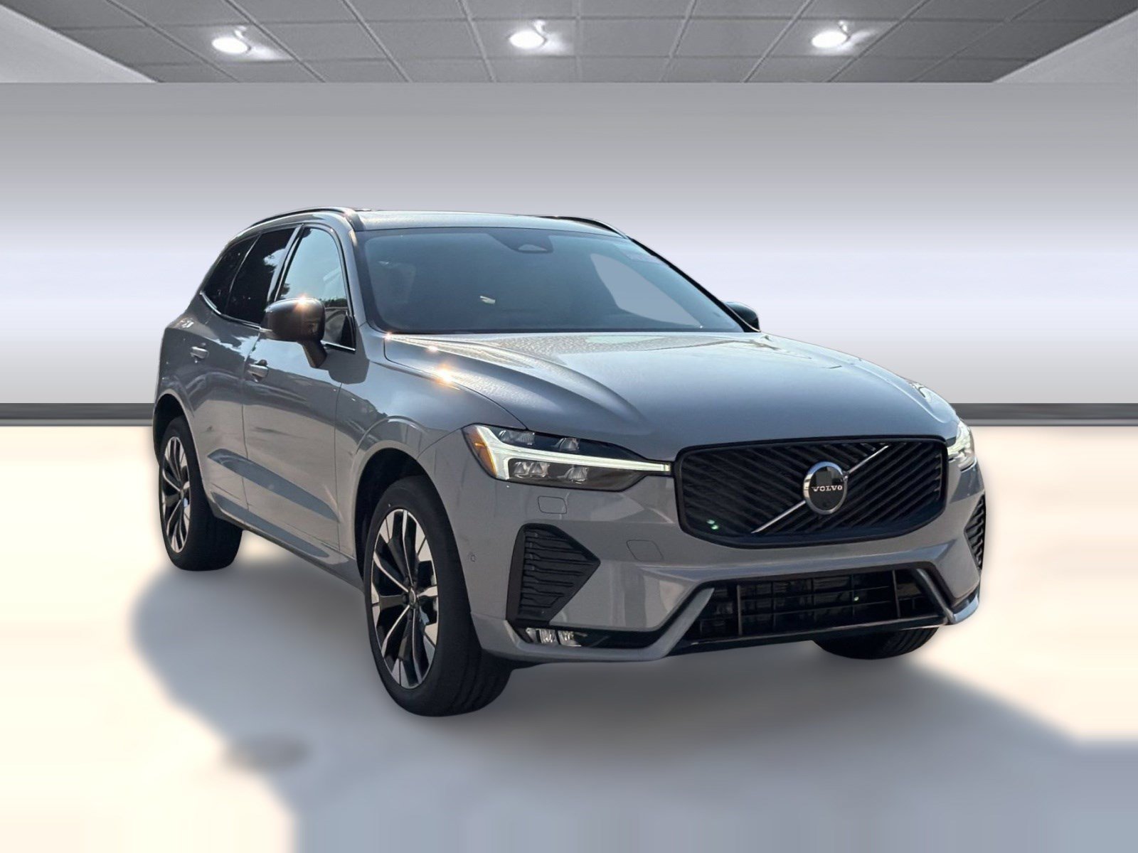 New 2026 Volvo XC60 B5 Plus w/ Protection Package Premier AWD/4WD image 7