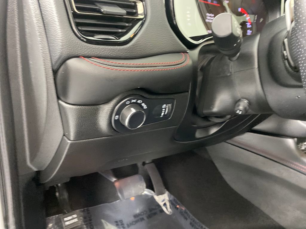 Used 2024 Dodge Durango GT image 13