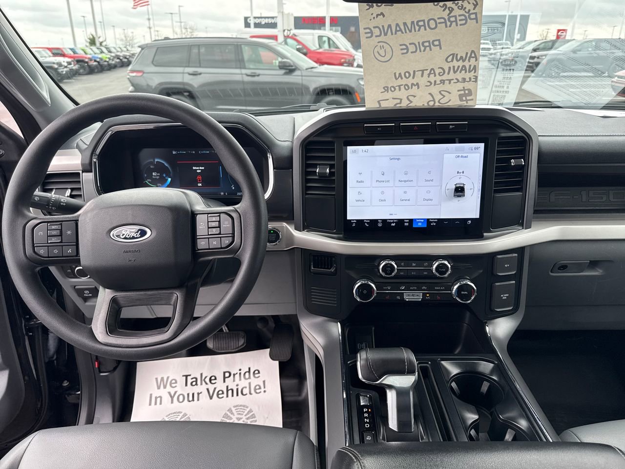 Used 2023 Ford F150 Lightning Pro image 15