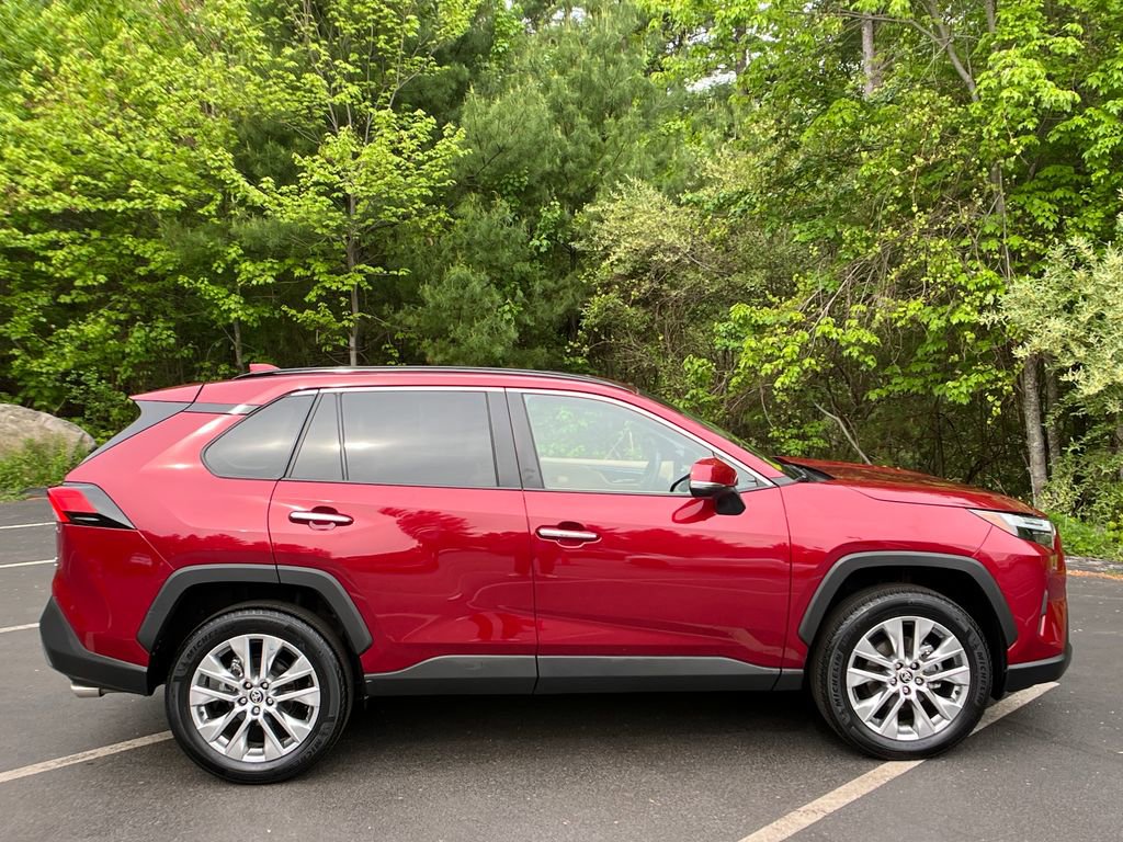 Used 2025 Toyota RAV4 Limited w/ Advanced Technology Package AWD/4WD image 6