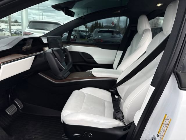 Used 2023 Tesla Model X image 19