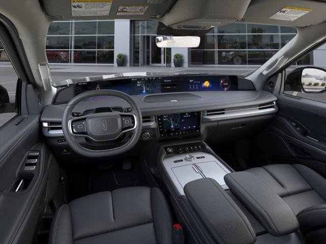 New 2026 Lincoln Navigator L Premier AWD/4WD image 9