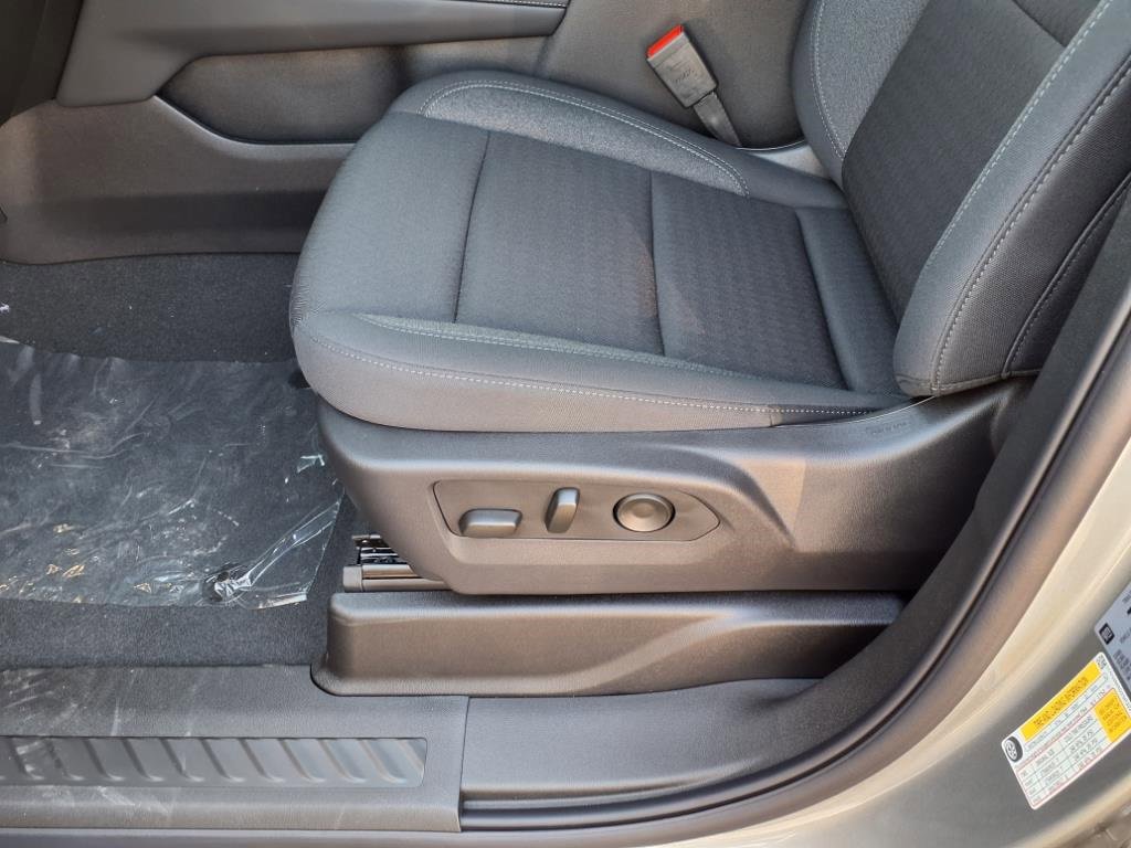 New 2025 Chevrolet Tahoe LS w/ LPO, Dark Essentials Package image 6