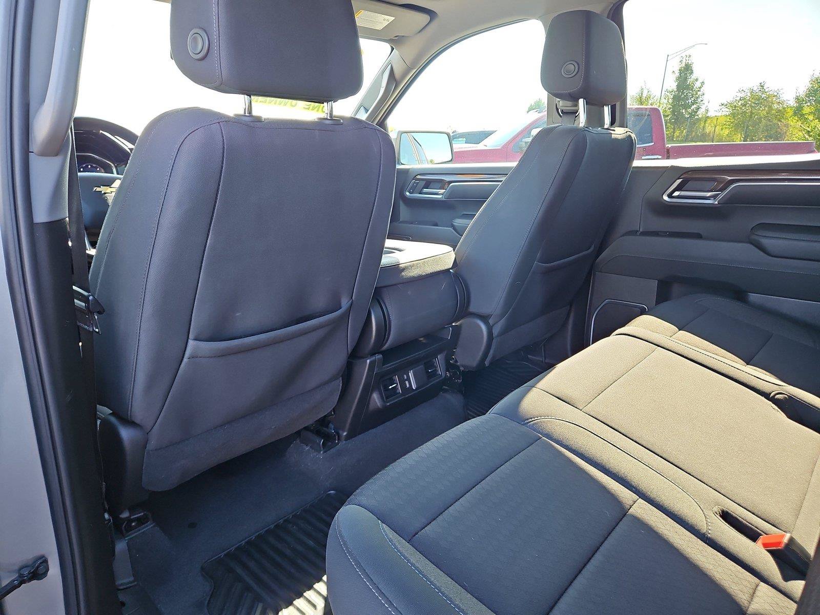Used 2024 Chevrolet Silverado 1500 LT AWD/4WD image 14