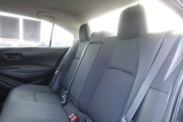 Used 2024 Toyota Corolla LE image 30