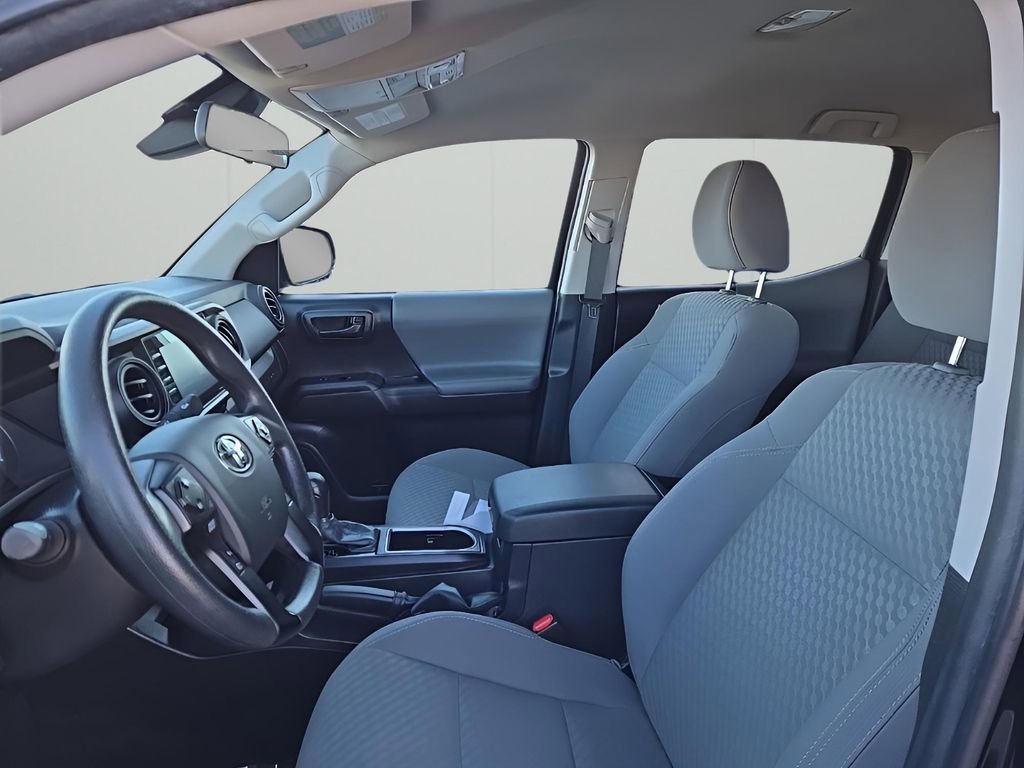 Used 2023 Toyota Tacoma SR AWD/4WD image 9