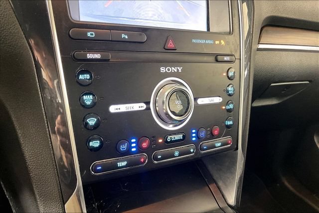 Used 2019 Ford Explorer Limited w/ Class III Trailer Tow Package AWD/4WD image 14