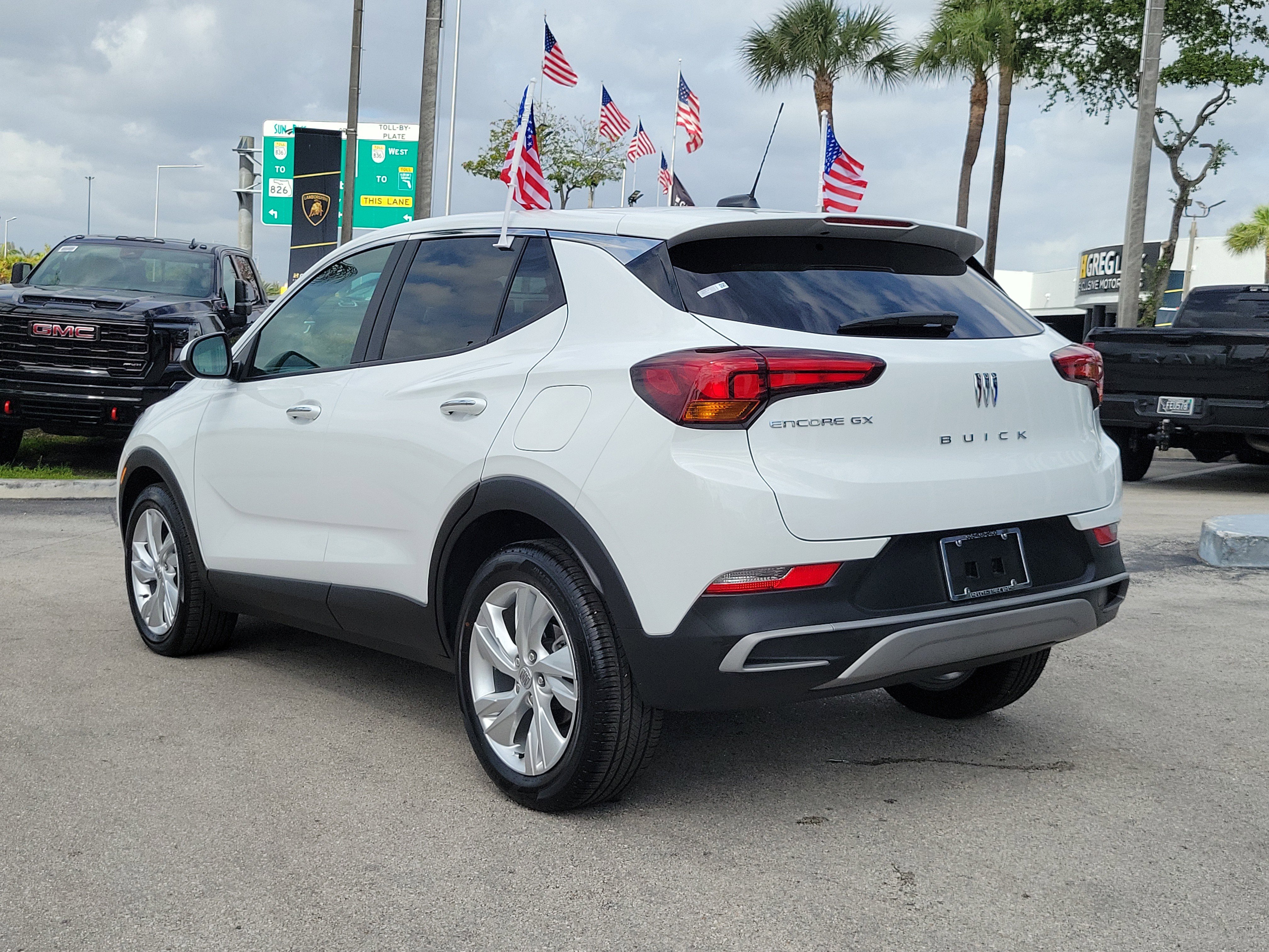 Used 2024 Buick Encore GX Preferred FWD image 7
