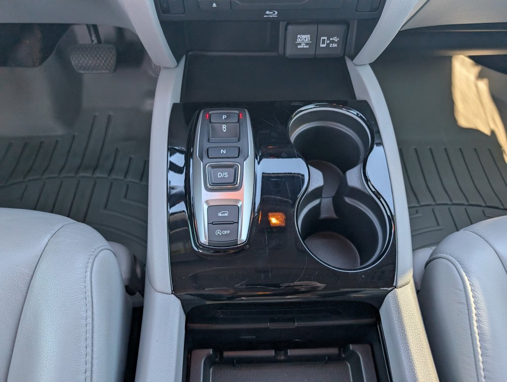 Used 2020 Honda Pilot Touring image 25